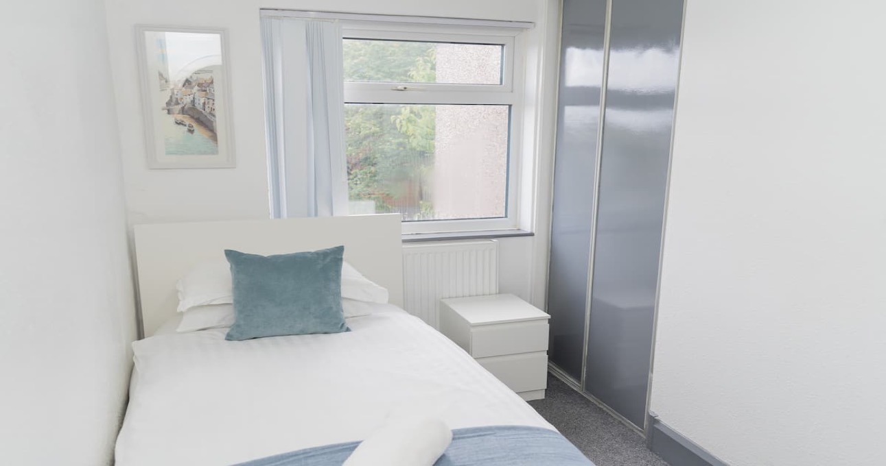 Kitchen in Coventry furnished rental