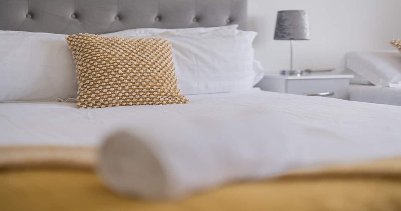 Living room in Coventry property