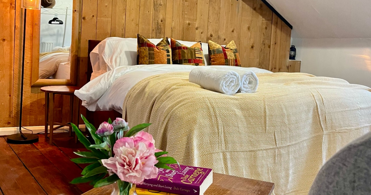 Master bedroom in Chipping Norton cottage Cotswolds